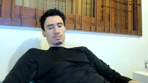 Snapshot of moderdelier chatting on 12/11/24, 02:30 DigBreed online show from 12/11/24, 02:30