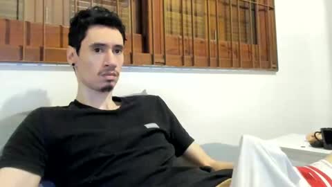 Snapshot of moderdelier chatting on 12/29/24, 11:18 DigBreed online show from 12/29/24, 11:18