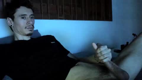 Snapshot of moderdelier chatting on 01/06/25, 01:31 DigBreed online show from 01/06/25, 01:31