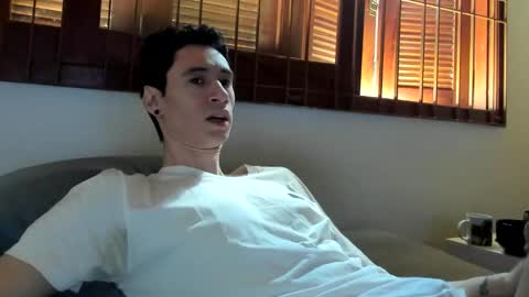 Snapshot of moderdelier chatting on 01/08/25, 07:24 DigBreed online show from 01/08/25, 07:24