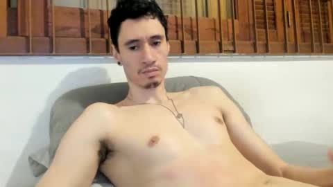 Snapshot of moderdelier chatting on 02/09/25, 03:22 DigBreed online show from 02/09/25, 03:22