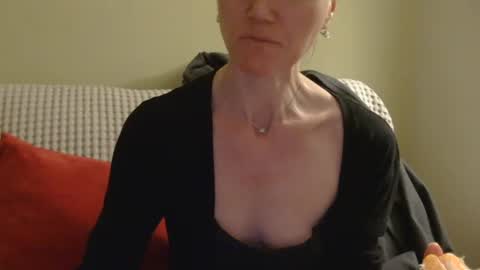 Aurora online show from 05/02/26, 05:40