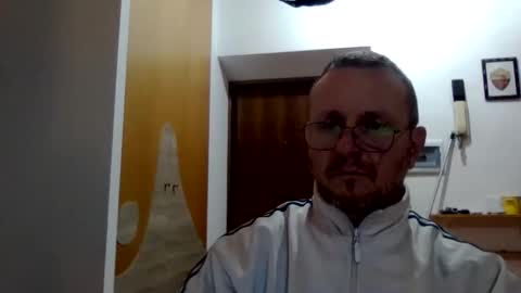 modesto1969 online show from 12/04/25, 07:00