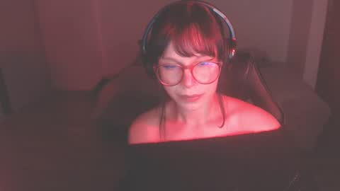 Snapshot of modjo_ chatting on 02/11/25, 06:19 Modjo online show from 02/11/25, 06:19