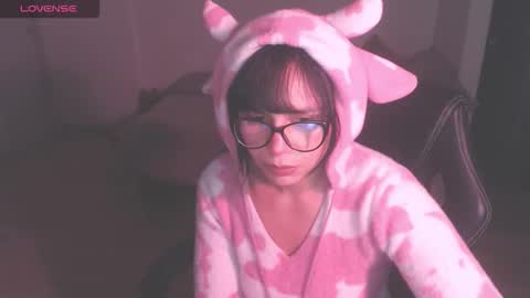 Snapshot of modjo_ chatting on 10/07/25, 05:15 Modjo online show from 10/07/25, 05:15