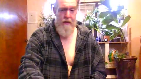 moeblick online show from 12/02/25, 12:21