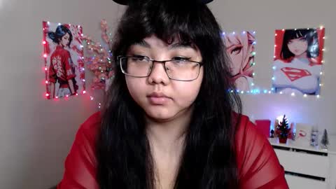 Molly online show from 12/19/25, 05:14