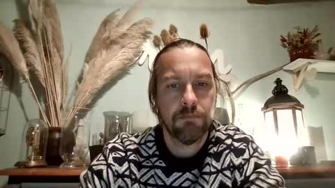 Julien online show from 11/14/25, 09:13