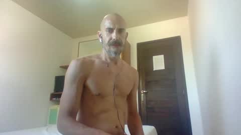 moica84 online show from 02/04/25, 11:38