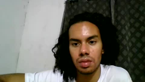 moisesbermudez__ online show from 11/20/25, 01:39