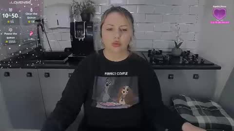 erika online show from 03/07/26, 10:01