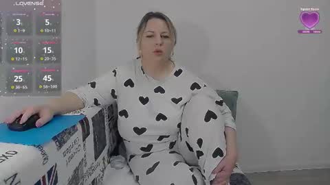 erika online show from 04/04/26, 07:17