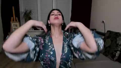 molaganna online show from 01/13/26, 11:54