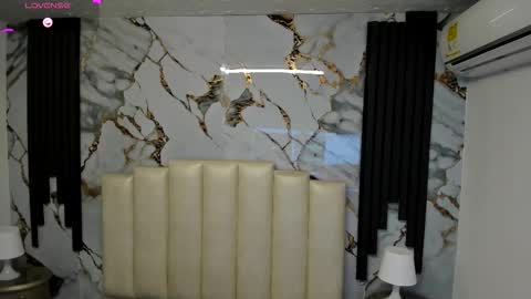 Hey Guys  Im Mollie online show from 09/28/25, 12:10