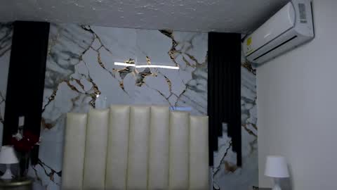 Hey Guys  Im Mollie online show from 11/20/25, 12:27