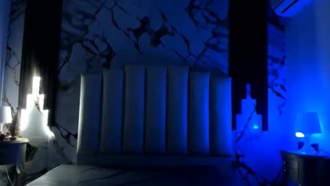 Hey Guys  Im Mollie online show from 12/20/25, 12:23