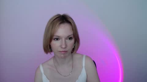 Snapshot of mollilove chatting on 05/22/26, 07:48 mollilove online show from 05/22/26, 07:48