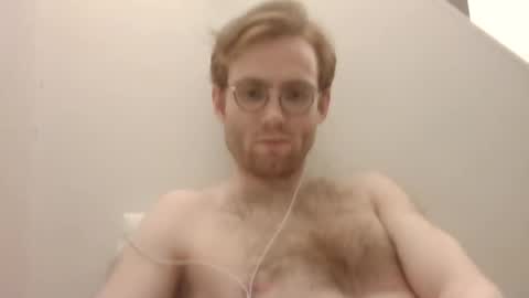 Snapshot of molliter chatting on 12/12/24, 10:20 molliter online show from 12/12/24, 10:20