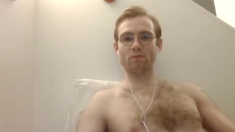 Snapshot of molliter chatting on 01/05/25, 10:29 molliter online show from 01/05/25, 10:29