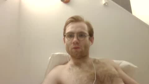 Snapshot of molliter chatting on 01/08/25, 01:11 molliter online show from 01/08/25, 01:11