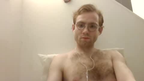 Snapshot of molliter chatting on 01/12/25, 10:22 molliter online show from 01/12/25, 10:22