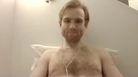 Snapshot of molliter chatting on 01/28/25, 12:47 molliter online show from 01/28/25, 12:47