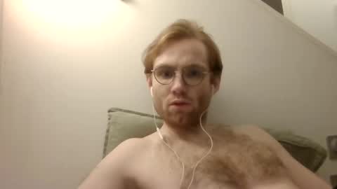 Snapshot of molliter chatting on 02/09/25, 02:17 molliter online show from 02/09/25, 02:17