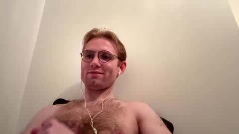 Snapshot of molliter chatting on 09/10/25, 01:27 molliter online show from 09/10/25, 01:27