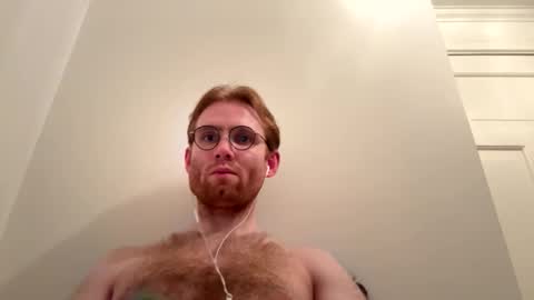 Snapshot of molliter chatting on 09/17/25, 01:29 molliter online show from 09/17/25, 01:29