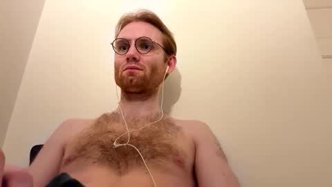 Snapshot of molliter chatting on 09/26/25, 11:09 molliter online show from 09/26/25, 11:09