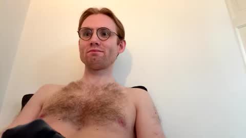 Snapshot of molliter chatting on 09/30/25, 02:33 molliter online show from 09/30/25, 02:33