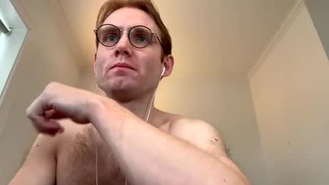 Snapshot of molliter chatting on 10/08/25, 04:04 molliter online show from 10/08/25, 04:04