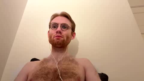 Snapshot of molliter chatting on 12/14/25, 01:55 molliter online show from 12/14/25, 01:55