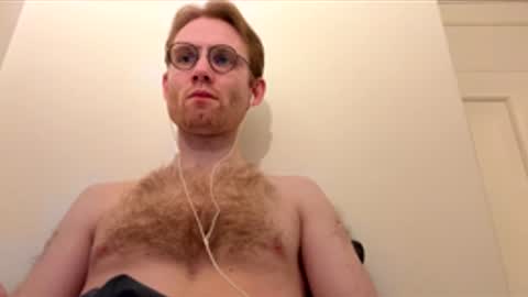 Snapshot of molliter chatting on 12/16/25, 11:10 molliter online show from 12/16/25, 11:10