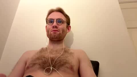 Snapshot of molliter chatting on 12/21/25, 01:46 molliter online show from 12/21/25, 01:46