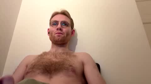 Snapshot of molliter chatting on 02/02/26, 10:30 molliter online show from 02/02/26, 10:30