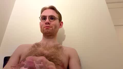 Snapshot of molliter chatting on 02/12/26, 12:38 molliter online show from 02/12/26, 12:38