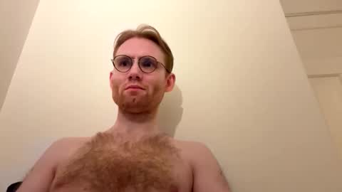 Snapshot of molliter chatting on 02/14/26, 01:57 molliter online show from 02/14/26, 01:57