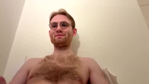 Snapshot of molliter chatting on 02/15/26, 12:29 molliter online show from 02/15/26, 12:29