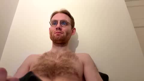 Snapshot of molliter chatting on 02/17/26, 11:22 molliter online show from 02/17/26, 11:22