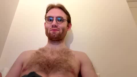 Snapshot of molliter chatting on 04/23/26, 11:07 molliter online show from 04/23/26, 11:07