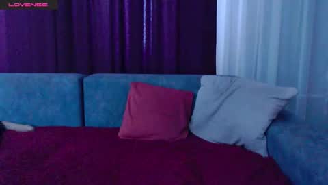 Molly1sex online show from 03/27/26, 08:26