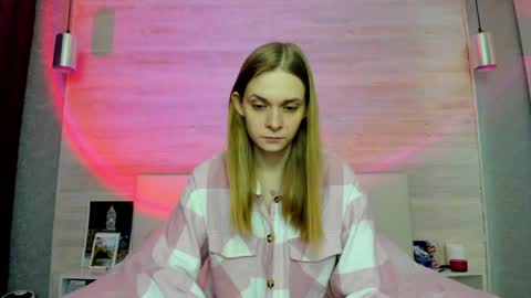 Molly Hunt online show from 03/31/26, 05:35