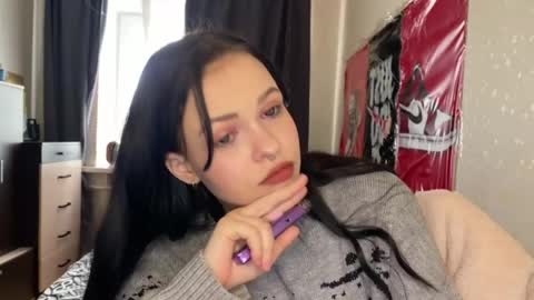 molly_kinkli online show from 04/21/26, 08:31