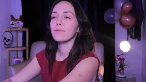   MOLLY   online show from 10/27/25, 03:27