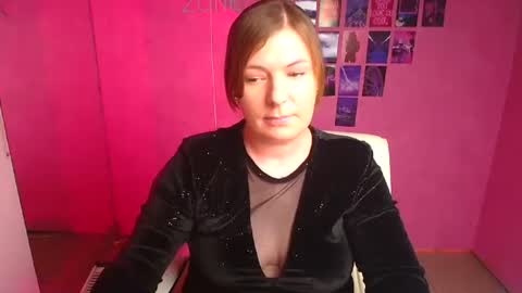 Molly online show from 01/15/26, 01:05