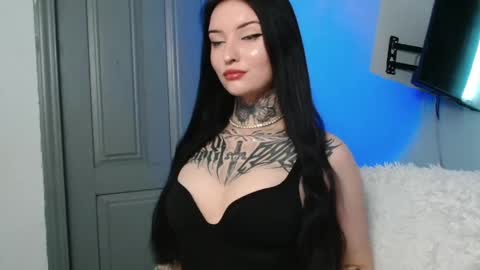 Lina online show from 04/20/26, 09:23