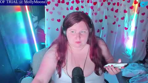 molly_moons online show from 05/17/26, 10:50