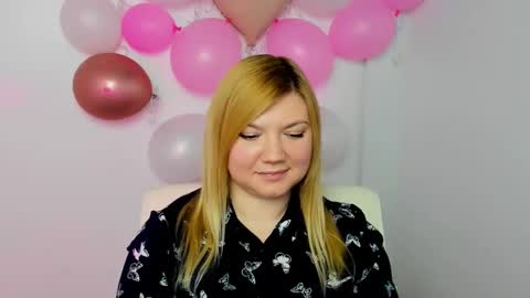 Molly online show from 02/25/25, 04:10