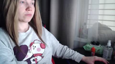 I have new photos come and see with love Molly online show from 11/05/25, 09:31